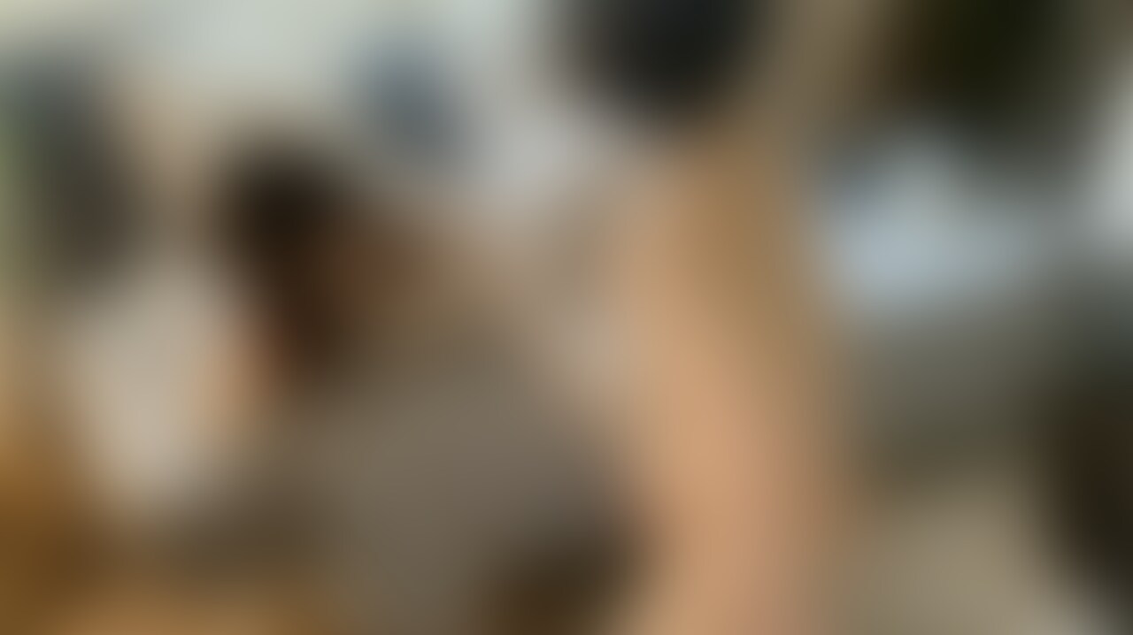 ※冒頭4分ほどのサンプルは顔モザイクありですがその後本編は顔出しありになります。
前作の続編となります。
飲み会まで1時間ほど時間があったようなので、前回使っていた舐め犬の身体を使って暇つぶしをしている様子を撮らせて頂きました。
*最後に射精シーンがあります。 (2/2)