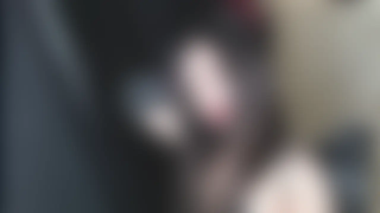 「イったらおしおきねww」サキュバス娘のハード痴女手コキに10分耐久チャレンジ!早漏撮影者を淫語フェラ手コキで容赦無く攻め立て敗北射精に導くドS美少女
ハード痴女フェラ手コキ10分耐久チャレンジ!
淫語満載の鬼攻めに耐えられなければ更なるお仕置きが…
高画質5アングルを連続収録で1時間以上の大ボリュームで何度でも抜けまくる内容となっております!! (2/2)