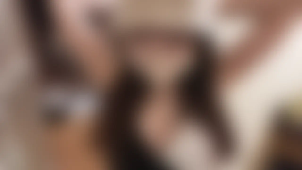 ラブホテルの中にサウナがあって、
彼と一緒に行ったことないからはいってみた!`⎚⩊⎚´ -✧
サウナ帽可愛いな~と思って買ったんだけどどうかな?意外と似合ってる気がする…₍ᐢ‥ᐢ₎ ♡
ちなみに彼は恥ずかしがってサウナ帽かぶらなかった笑
お気に入りの水着でサウナ入ったんだけど、
彼は私の水着を見た時点からもう起ってて・・・(,,- -,, )♡
サウナ出た瞬間ちゅーされて、そのままびしゃびしゃにされてえっちしちゃった…( ඉ́ ඉ̀ )
暑かったからベッドに移動して、
いっぱい上で動いてあげたら気持ちよさそうにしてて可愛かった~~!!
最後は水着にいっぱいだしてもらいました💙
楽しかったね、また行きたいな☾*。 (2/2)
