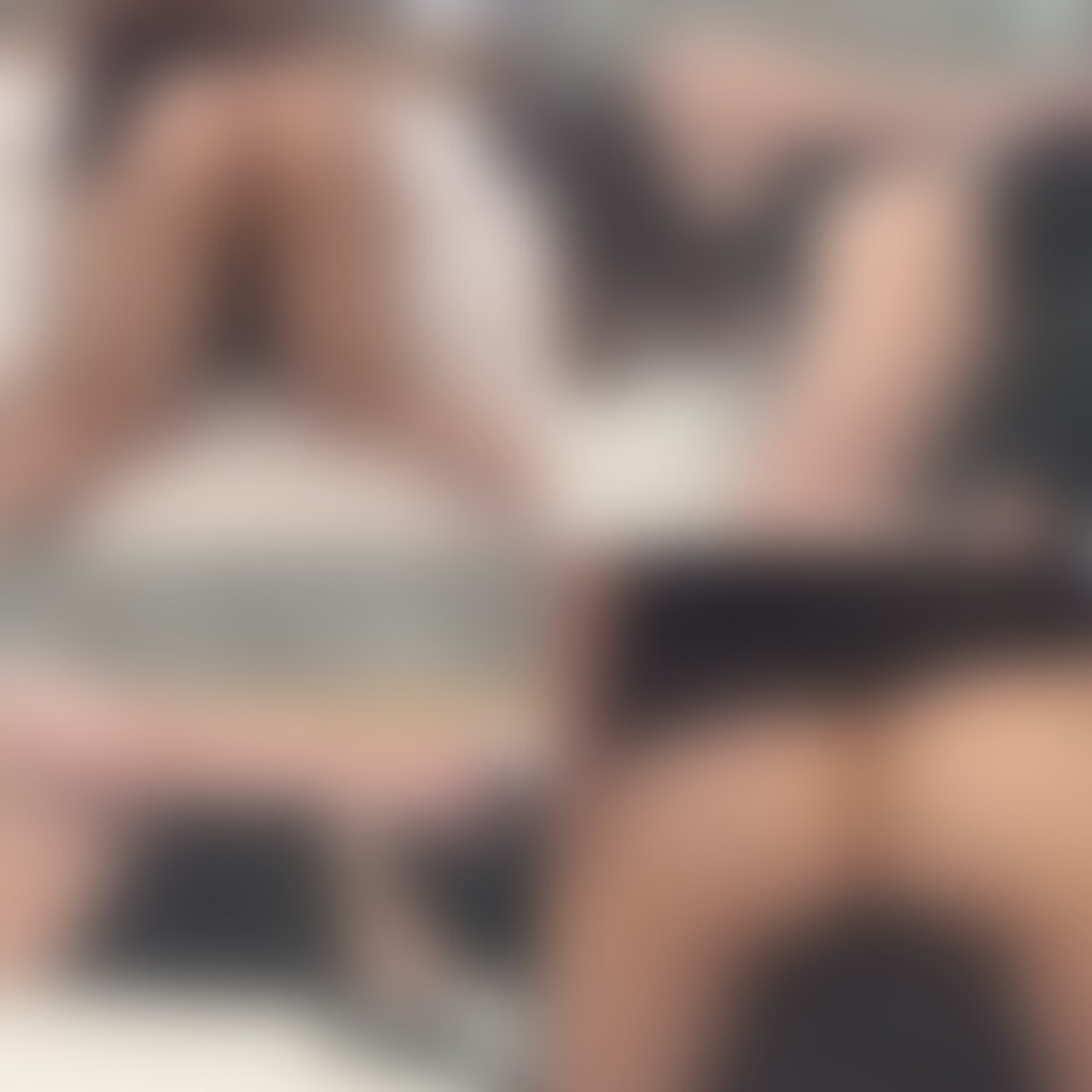 撮影専属フォロワーくんと♡♡♡
見どころ満載で内容がぎゅぎゅっと詰まったおなら責め動画🦨💨💨💨
仕事忙しくてしばらくおなら責め出来てなかったから
たくさんおなら嗅がせてきちゃったよ🥰💕💕
花粉症で鼻が詰まってたみたいだけど、わたしのおならが激臭過ぎて咽せちゃってた🥹💦💦笑
あなたもわたしのおならでメロメロになっちゃう？？？ (2/2)