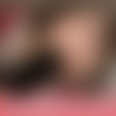 21歳女子大生。B専向け。Xで募集したリアル素人によるフェラ動画。
21歳女子大生によるフェラ動画です。
顔面偏差値は低くB専向けですので期待はしないで下さい。
可愛い子のフェラを見飽きた方、リアル素人による生々しいフェラが見たい方におすすめです。
反応から舐り方まで男慣れしてないのが丸わかり。
口内射精された瞬間など眉間にシワを寄せて、ドクドクと流し込まれる精子に戸惑っている様子は必見。
容姿にとらわれぬ真のフェラ好きの方は是非ご覧下さい。 (2/2)
