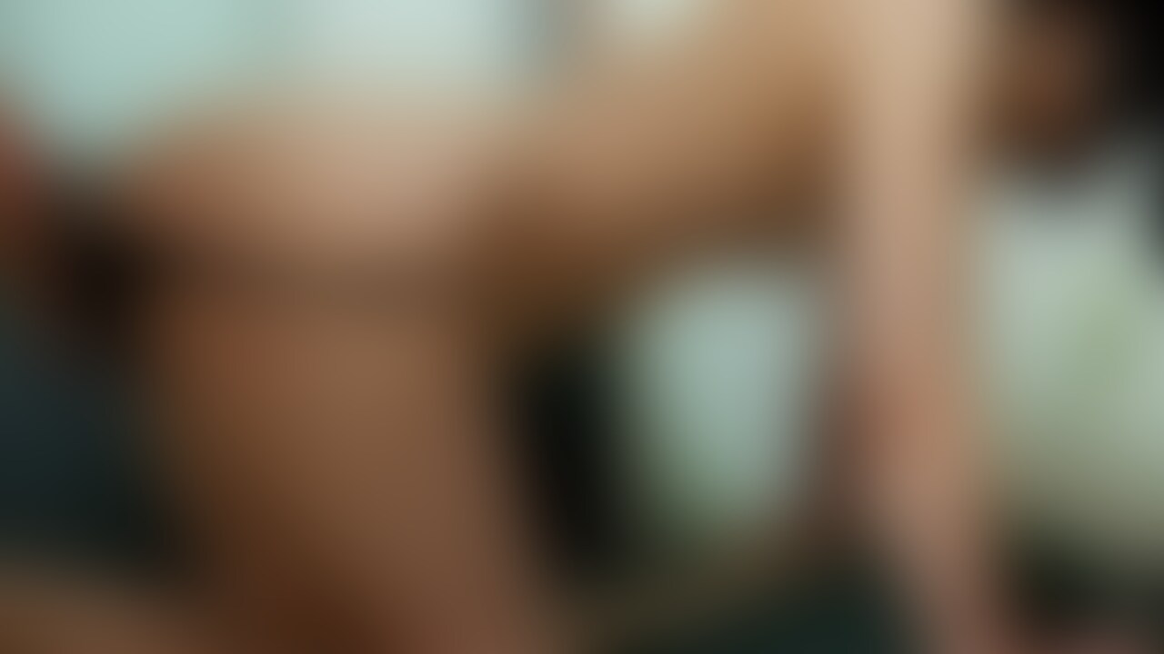 【スケスケパンツ+キラキラパンスト】シリーズ
もっと応援プラン限定
時間:12分36秒
このシリーズは、これでラストになります。
最後は、いつものようにハメ撮り!
夫婦の営みを覗かれることに興奮しちゃいます^^
ディルドでグチョグチョになった妻のアソコは、まるで搾り取られるように締めつけ、そしてなんでも飲み込んでしまいそうに入口からヌルヌルでスルリと中へ中へ。
まだ確定じゃありませんが、プラン加入者様限定で来週の平日辺りにライブ配信(パンストフェチ向け)をしようかと思ってます。
詳細は、日曜までお待ちくださいm(__)m (2/2)