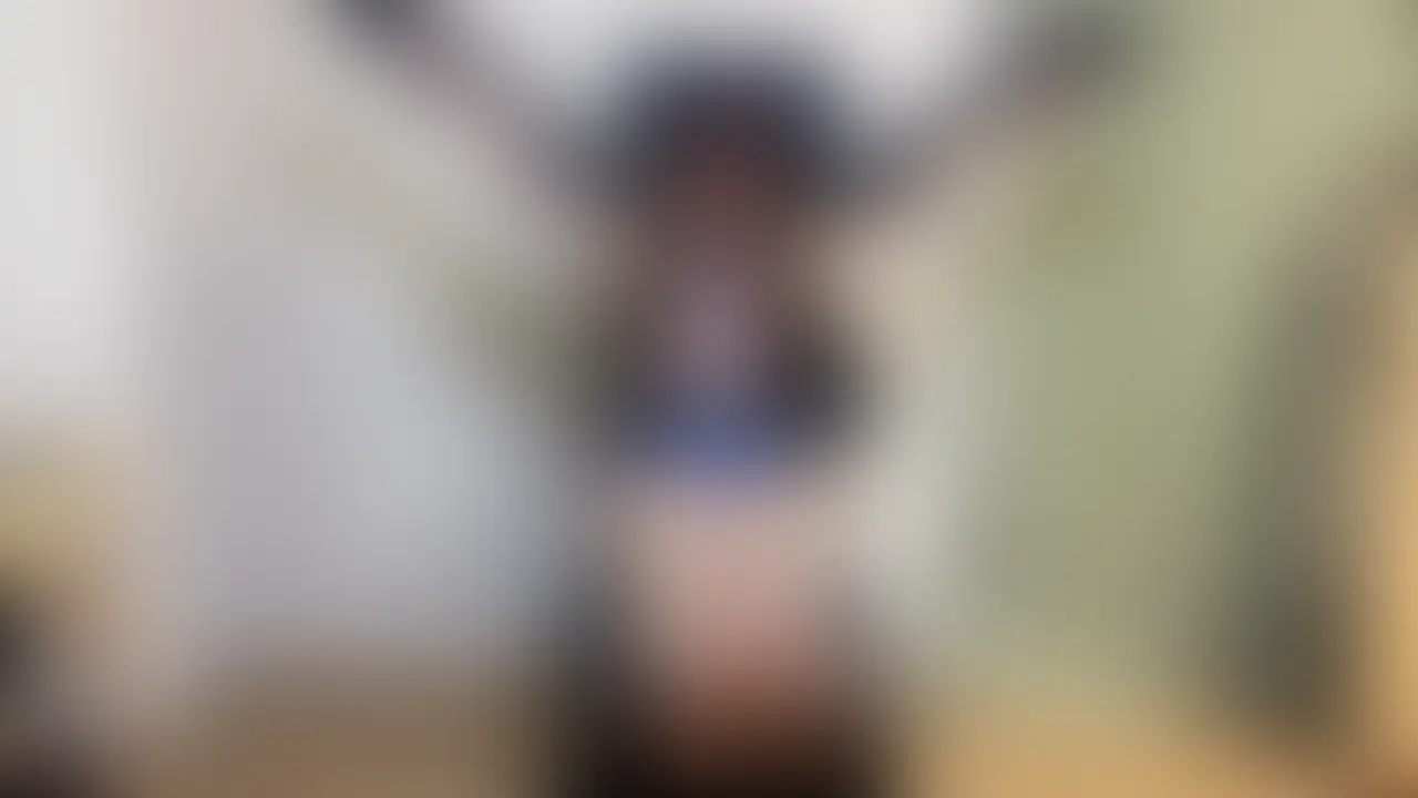 気の強そうなギャル美女
【りのすん】
今回はチアリーダーの格好をしてもらって
改良版くすぐり専用椅子で
くすぐり倒しました!
この改良版くすぐり専用椅子!
足枷が付いていて足の指を1本1本
拘束できます。
普段見れない足裏が丸見えです!
初めは触れてるか触れてないか
わからないほどのフェザータッチで
体を触っていきます。
ゆーっくりじっくり手を動かして
感度を高めていきます。
足の裏も同様にじっくりゆっくり
責めていきます。
段々ハードになっていくくすぐり!
ラストにはりのすんちゃん大暴れ!
拘束椅子が壊れてしまいそうになるほど
暴れまくっていました!
ぜひご堪能ください。 (2/2)
