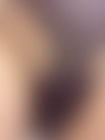 ぽぽぽ🌼(🥰女子大生の下着姿🥰)「ぽぽぽの今日のパンツです🥰🥰 紫のヌルヌルパンツ😅😅 クロッチ汚れはプラン加入で見れますよ🥰」の投稿サムネイル