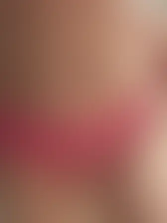 ぽぽぽ🌼(🥰女子大生の下着姿🥰)「ぽぽぽの今日のパンツです🥰🥰 ピンクのシマシマパンツ🥰 クロッチ汚れはプラン加入で見れますよ🥰」の投稿サムネイル