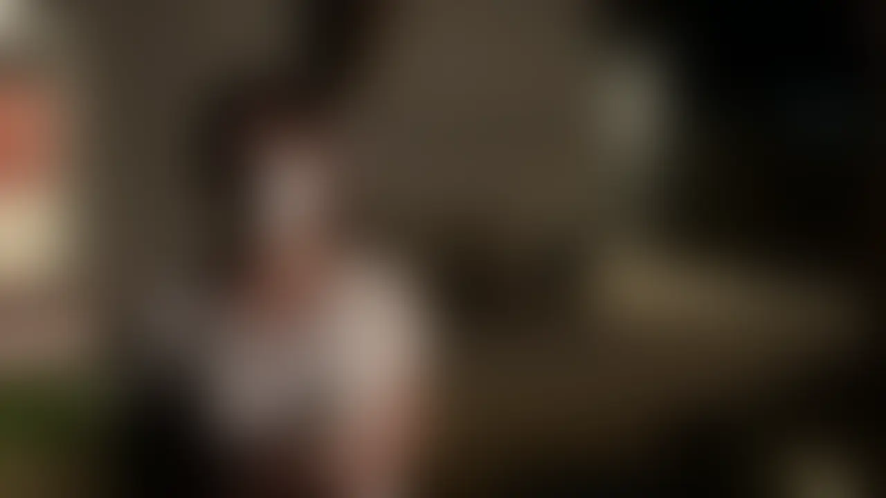 滋賀県 バレルサウナ&温泉宿 夜編
昼編はこちら
https://myfans.jp/account/posts/c9ad929b-5d25-4d6b-b7f2-216f26bd9e36
メタケイ酸と鉄分と炭酸を含んだ冷鉱泉。
ph6.8で湯触りはつるつる。
バレルサウナゾーンは水着混浴、サウナは100度までしっかり熱々でセルフロウリュ可。
40度加温浴槽と水風呂があり、源泉そのまま20度ほどと、チラー冷却の16度ほどの極冷泉。
暑い日はもう少し実測温度は高そう。
冷泉はメタケイ酸効果か青白く輝き、成分が固まって表面に薄く膜が。
貸切風呂は源泉で温度調整可なのが嬉しい。
カエルが遊びに来る自然豊かで美味しい空気の中、冷泉と整い椅子で至福のひと時を。 (2/2)