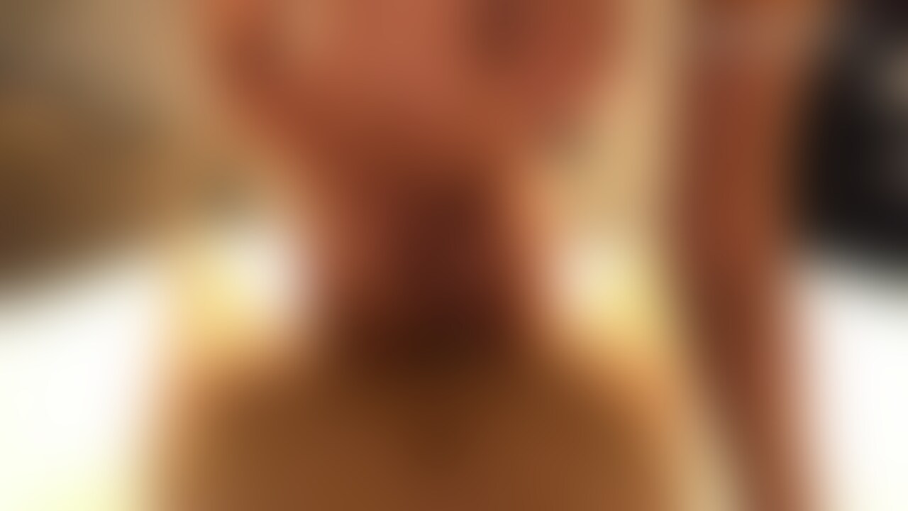 #100 【由依（ゆい）ちゃん19歳】

女子大生/Hカップ  

リクルートスーツのシャツからでもはっきりとわかるHカップのおっぱい。面接官の人がチラチラ見てくるらしい。  

就活のストレスをセックスで発散とカラダの開発をして欲しいと連絡くれました。 (2/2)
