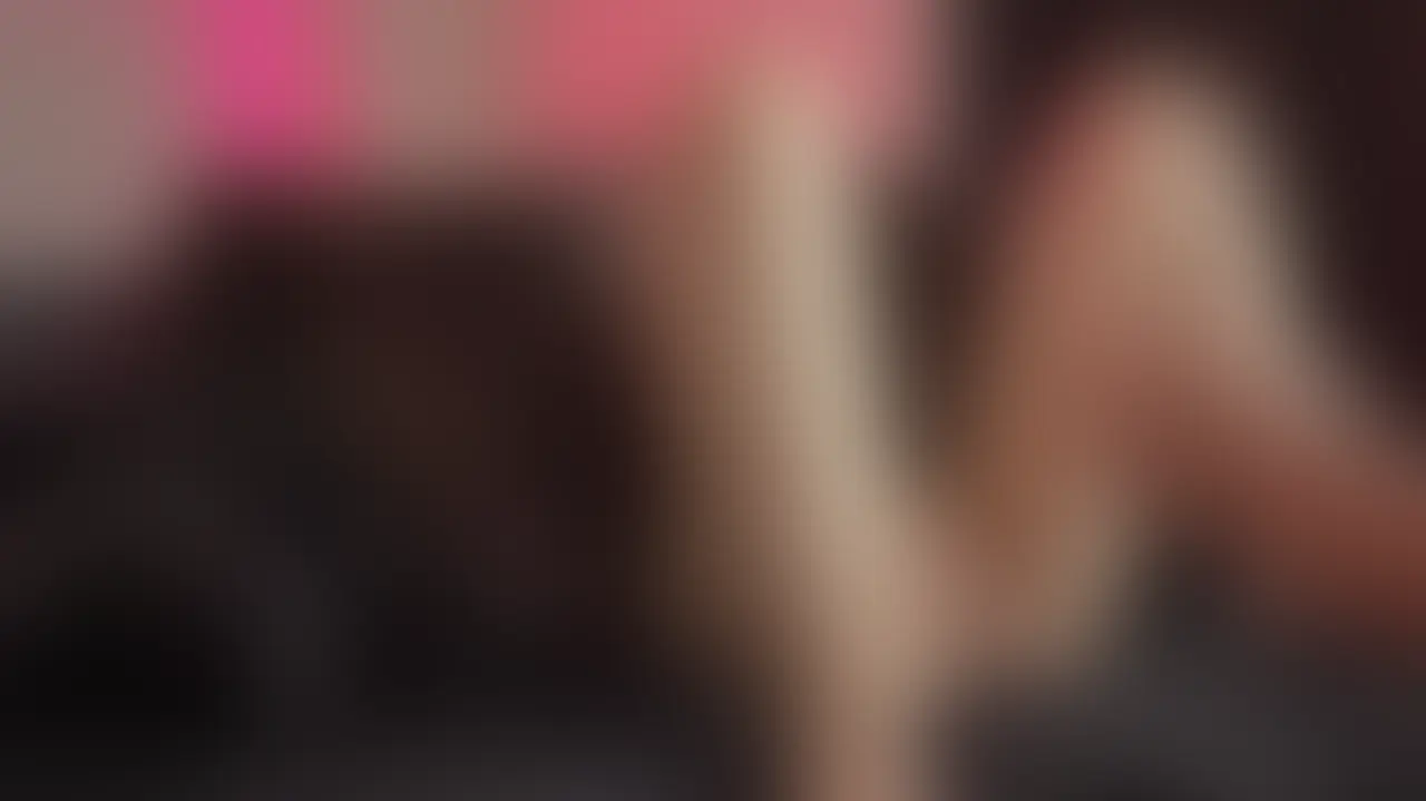 【19歳 彼氏持ちのドMおほ声ガルバ嬢】寝起きクンニからのバチボコSEXでイキまくり♣️
寝起きクンニから止まらなくなり撮影しました。夜から泊まりに来た子で、朝いくら呼んでも全然起きない。
仕方ないからクンニで起こしてみたら、これが反応よすぎるからエロすぎてカメラ回しちゃいました。
顔は反則レベルで可愛い美女なのに、声出すと下品なおほ声が混じるギャップがすごいドMちゃんでした。
彼氏いるらしいんですが、こんな喘ぎ声彼氏に聞かせてないだろってくらい崩れていくのが良すぎます。
結局そのまま俺のち○ぽでイカされまくってて、可愛い顔と下品な声のミスマッチがずっと続く感じ。
このギャップは絶対見てほしい1本。
⚠ 出演者の意向により予告なく動画を削除する場合があります。
⚠ 本コンテンツの無断転載・再配布・画面録画の共有、ダウンロード素材の配布は固く禁止します。
⚠ 違反行為は著作権法に基づき法的措置の対象となります。 (2/2)