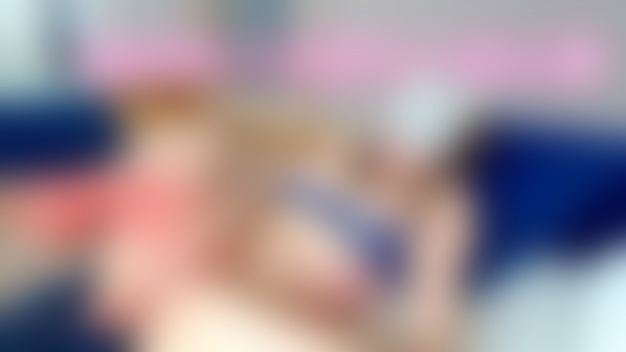 リクエスト動画❣️
SEXマシーンでオナニーする人妻❣️ゆっくりな速度でもイッちゃう変態😍手でクリを触り、電マをクリにあてて、最後は98💕 (2/2)