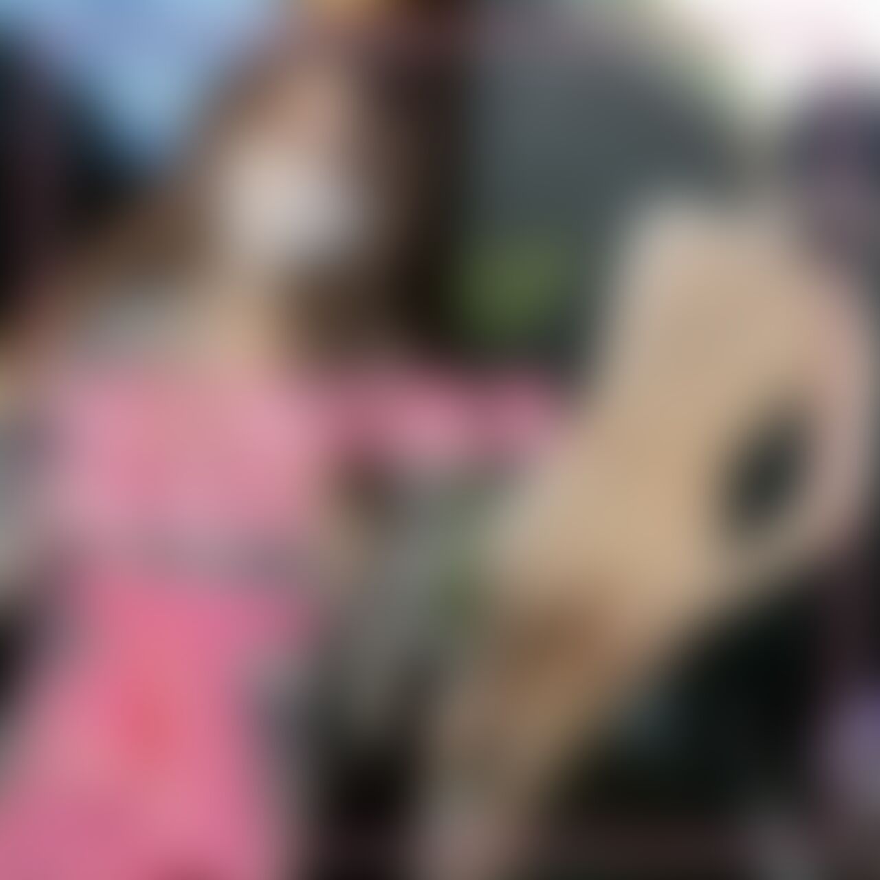 お待たせしました❣️
新作動画投稿しました〜╰(´︶`)╯♡
今回は温泉に行ってほろ○○○い気分でえちえちしちゃった😆💕
主観風の縦バージョンなのでユキと温泉デートしてる感覚で観てね💓
温泉宿で大浴場に入ったあと部屋で乾杯❣️
湯上がりはめちゃ美味しいよね🍻
飲んでほろ○○○いになったらえっちしてくなってきて、そのまま開放的な露天風呂で最後までしちゃった💕
立ったまま後ろから突かれてめちゃ気持ちよかった🥰
最後は騎乗位で中出ししてもらったよ💓
いつも見てくれてありがとう🥰リクエストやコメントも待ってるね💓
この動画が少しでも良いと思ったら、いいね💓いっぱいしてくれると嬉しいです🥺💕 (2/2)