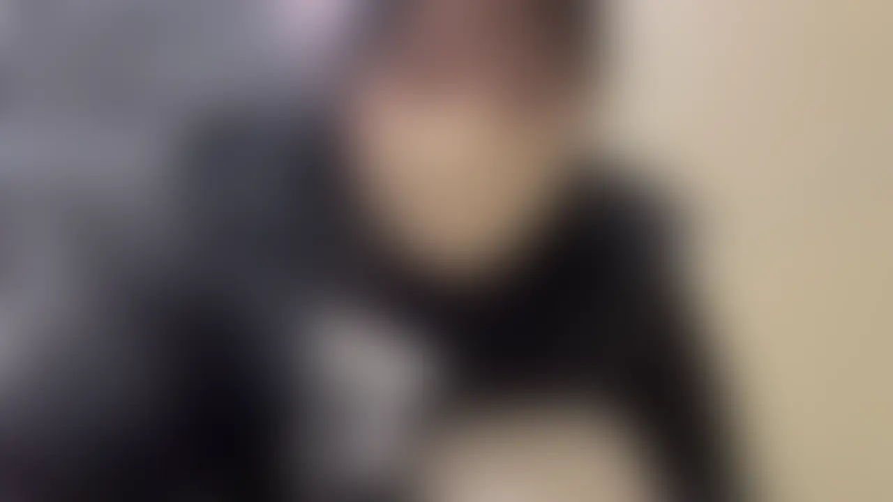 【野外露出】非常階段でこっそり潮吹きオナニー｜おパンツ濡れてべちょべちょ、誰か来ないかヒヤヒヤ…

※事後、お掃除しました🧹😁 (2/2)