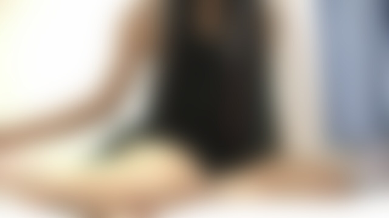 限定動画
下着にシミを付けてまで1人でする妻です😅
欲求不満を解消しなければ💦💦 (2/2)