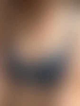 ヒナ🐥(パイパン女子大生のおしっこ🐤)「今日のヒナのブラ🥰」の投稿サムネイル