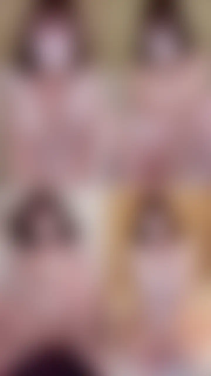 はじめに「いいね♡」を押してから見て頂けると嬉しいです❣️
今回は、ユキがあなたのオナニーをサポートするオナサポ動画です😆💓
えっちなメイドコスで、あなたを気持ちよくさせちゃいます…♡
完全主観・視聴者目線で、
まるで目の前にいるみたいな距離感と臨場感になっています✨
優しく触れてあげたり、
手でお手伝いしてあげたり、キスしたり…💓
だんだん距離も近くなっていって、
気づいたらすごくえっちな空気に…🥺
最後は一緒に気持ちよくなれるように、
たっぷりえちえちして、ユキと一緒にイッちゃえる内容になってます💓💓
39分の縦動画で、最初から最後まで没入感たっぷりです❣️
右手のお供に、ぜひユキと一緒に楽しんでくださいね🥺💓
いつも「いいね♡」やコメント、本当にありがとうございます🥹✨
みなさんの反応がすごく励みになっています💓
これからも応援してもらえたら嬉しいです❣️ (2/2)
