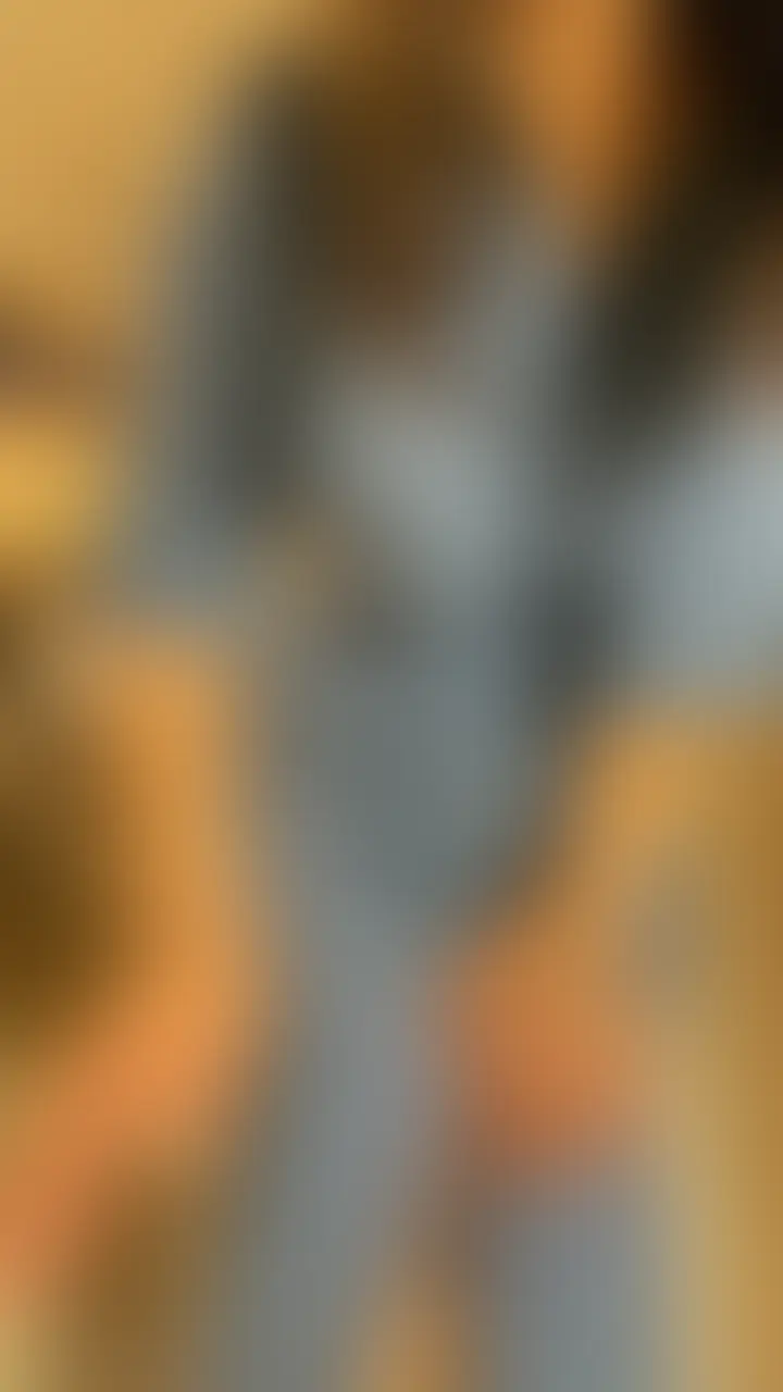 👑今月の1番凄いやつ!巨乳を揉みしだいての赤いお気に入りセクシー穴あきランジェリーで見せつけ自撮りオナニー 電マ大好きな妻です ビラビラひろげてるやん (2/2)