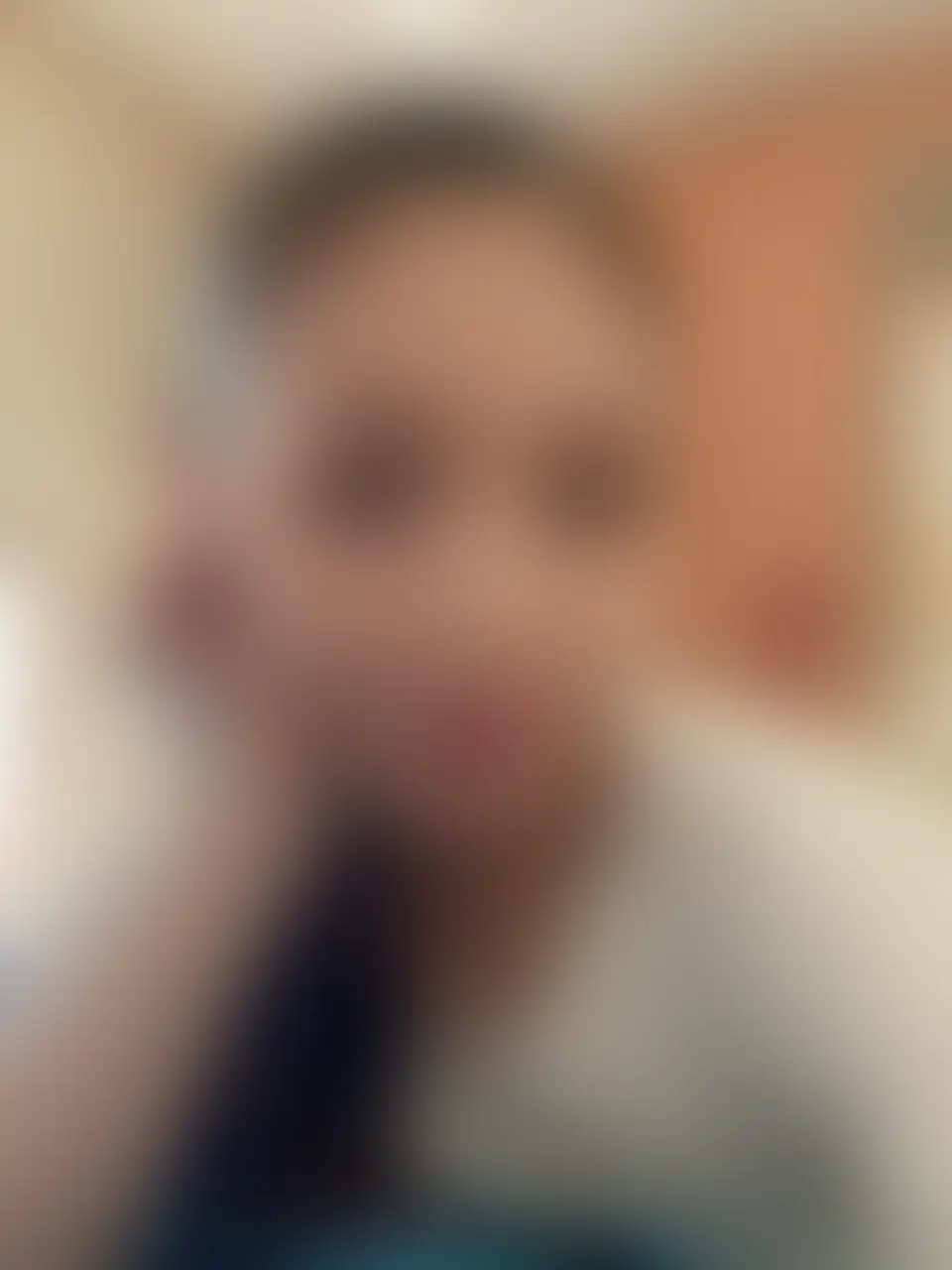 Madoka＆R(夫婦共同)「【全顔出し】ただの自撮りですが、エロ動画や写真との比較用として...🤤」の投稿サムネイル