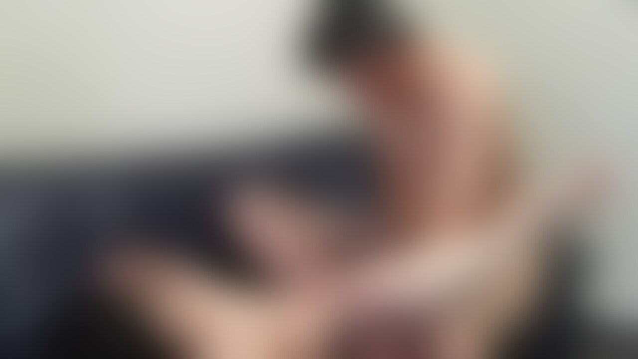 ソファで　　【後編】

悪友と妻がホテルデートの時にソファでイチャイチャセックスしている様子です。

編集終わり次第、後編も公開します。 (2/2)