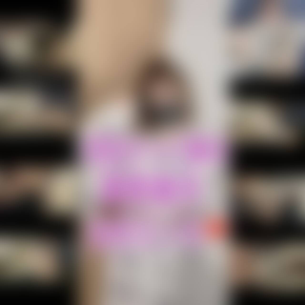 9月⋯。
私の夏は終わりません🥺
今年１回しか浴衣えっちしてなかったので
動画撮っちゃいました♡
気持ち良くなってる最中に
舐めてください、突いてください等
言われされちゃう💦
事後に敬語がえろいって話になりました😂
角度のチョイスめっちゃ悩み作りました🧐 (2/2)