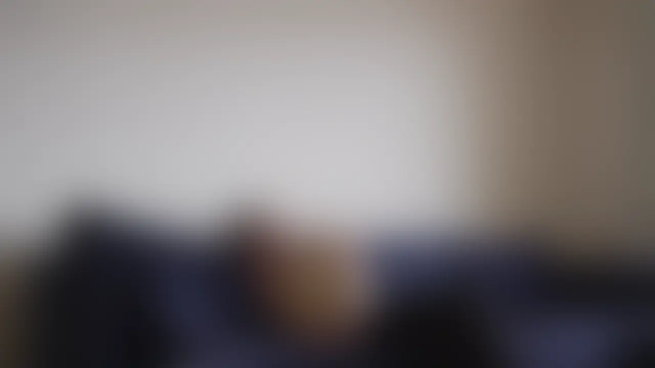 20歳の誕生日。
下着をプレゼントしてそれを履かせてそのまま⚫︎しました。
夕暮れ時の甘いバチボコSEXです。 (2/2)