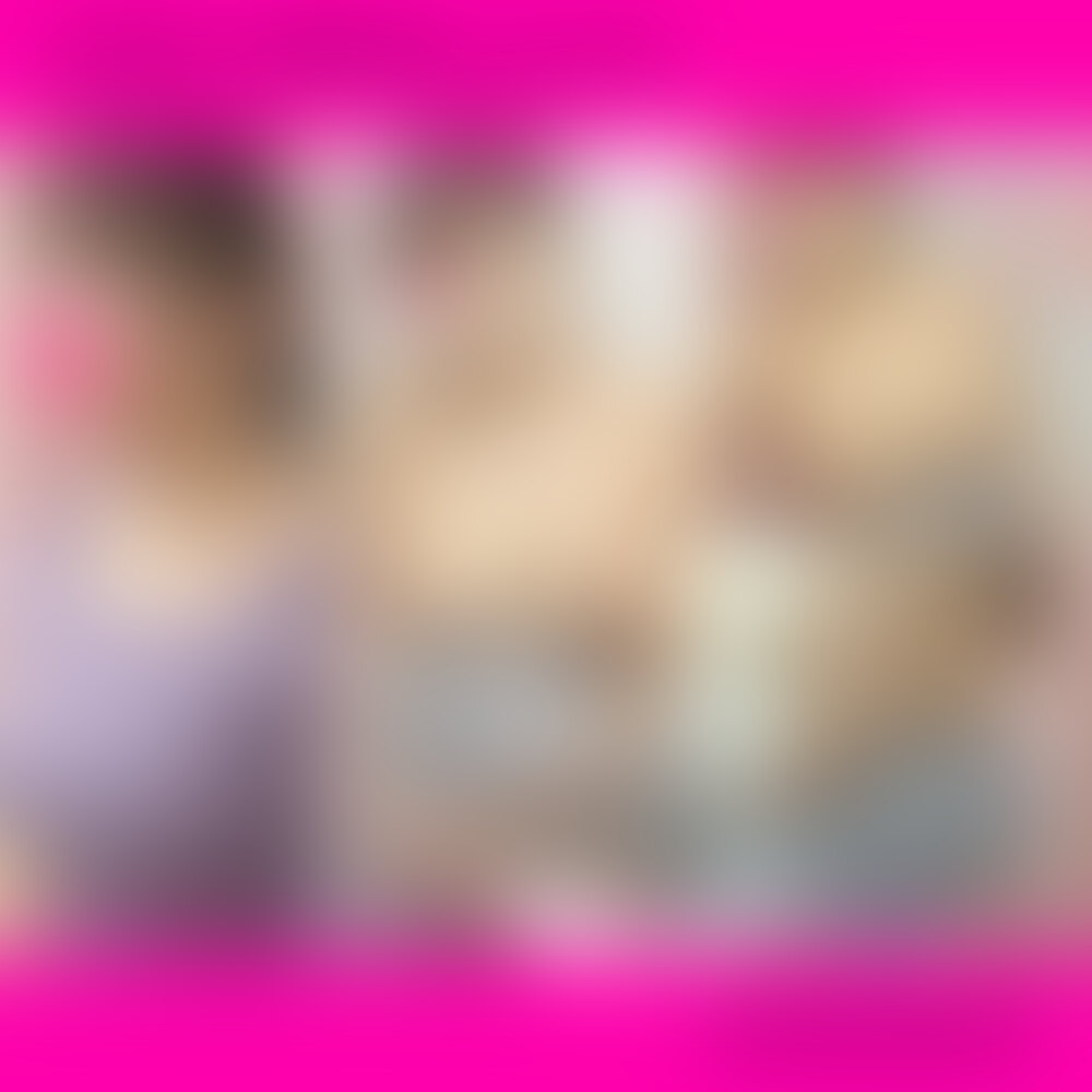 【女医の職権乱用vol.13】レズ女医に何度もイカされに来てしまう淫乱OL:佐伯果歩【経過観察編】
こんにちは。
こちらの「佐伯果歩」さんは3度目の診察になります。
彼氏さんとの性行為で喉と下腹部の痒みが出ているという初診での主訴でしたので、処方箋を出しておりました。
経過観察が必要だという事で来院をお願いしておりましたが、
前回、内診をし彼女の膣の奥の方まで診察いたしました。
彼女にとっても女性にイカされるなんていうのは初めてでしょうから、
あれから来院もなくとても心配しておりました。
彼女の診察予約が入ったのが今から1カ月前です。
予約システムの画面上に彼女の名前を見つけた時は、
心が跳ね上がりました。
この数か月間、彼女は逡巡したのでしょう。
ですが、あの私の指が自分の膣を刺激した時の快感。
疼きが忘れられず彼女の足を運んだのかもしれません。
悶々とした日々、私を思い出して自慰行為をしていてくれたのなら、
これほど嬉しい事はありません。
そして、彼女はどんな顔をして私の前に現れてくれるのか、
とても楽しみで仕方ありませんでした。
診察当日。
彼女は少し緊張した面持ちで来ましたが、
ざっくりと胸元開いたトップスには、綺麗な鎖骨が映えており、
前回よりも可愛らしい女性らしさが増したように感じました。
この服装も私を思って選んでくれたのだと思うと愛おしくて、
早く抱きたい気持ちにならざるを得ませんでした。
問診も早々に切り上げ、彼女の喉奥と胸の診察を始めました。
喉奥を診察していると彼女は私の指を自ら絡め、
喘ぎ声が漏れ出てしまっていました。
彼女も私の指をアソコに早く入れて欲しいのでしょう。
本当に淫乱な女性ですね。
こんな具合では、もうアソコもぐちょぐちょに濡れていそうですね。
その場に立っていただき、ショーツの上から陰部の痒みの状態も診てみます。
恥ずかしそうにスカートを捲り上げ、
私の目の前に立っている姿はなんともそそられますね。
ショーツの上から彼女の陰部のミゾをなぞってあげると、
彼女は腰をくねらせています。
そして、彼女のショーツには陰部から垂れた愛液のシミが着いておりました。
彼女は心も身体も準備ができているようです。
この様子では、診察前からもう濡らしてきたのでしょうね。
期待に応えてあげる為に、診察台に移って詳しく診察していきます。
診察台での動画は後編で出しますね。 (2/2)