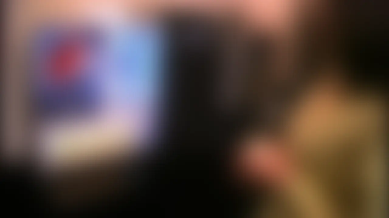 某所でうちの嫁のエロい体をだしてもらいました。
いろんなところで脱いじゃう嫁です。 (2/2)