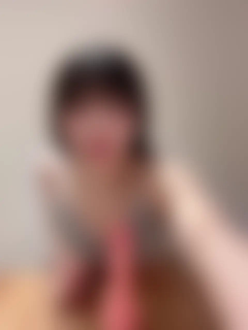 喉奥ディルドフェラの
オナサポ動画です❤️‍🔥

たくさん舐めてあげるから
いっぱい気持ち良くなってね？🤭

ヨダレたっぷりで咥えながら
シコシコしたり、先っぽグリグリしたり、、、💕

いいよって言うまでは、ちゃんと我慢だよ？😉

特別にパイズリもしちゃって、、
最後は、喉奥フェラで溜まったザーメンを
お口にいっぱい出してね💦💜

再生時間：10分37秒 (2/2)