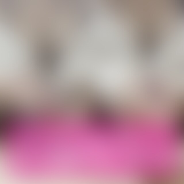 バキバキに勃起したおちんぽをイかないようにゆーっくりシコシコ♡
スロー手コキで限界まで我慢してから射精するのが凄く気持ちいいみたい🥰 (2/2)