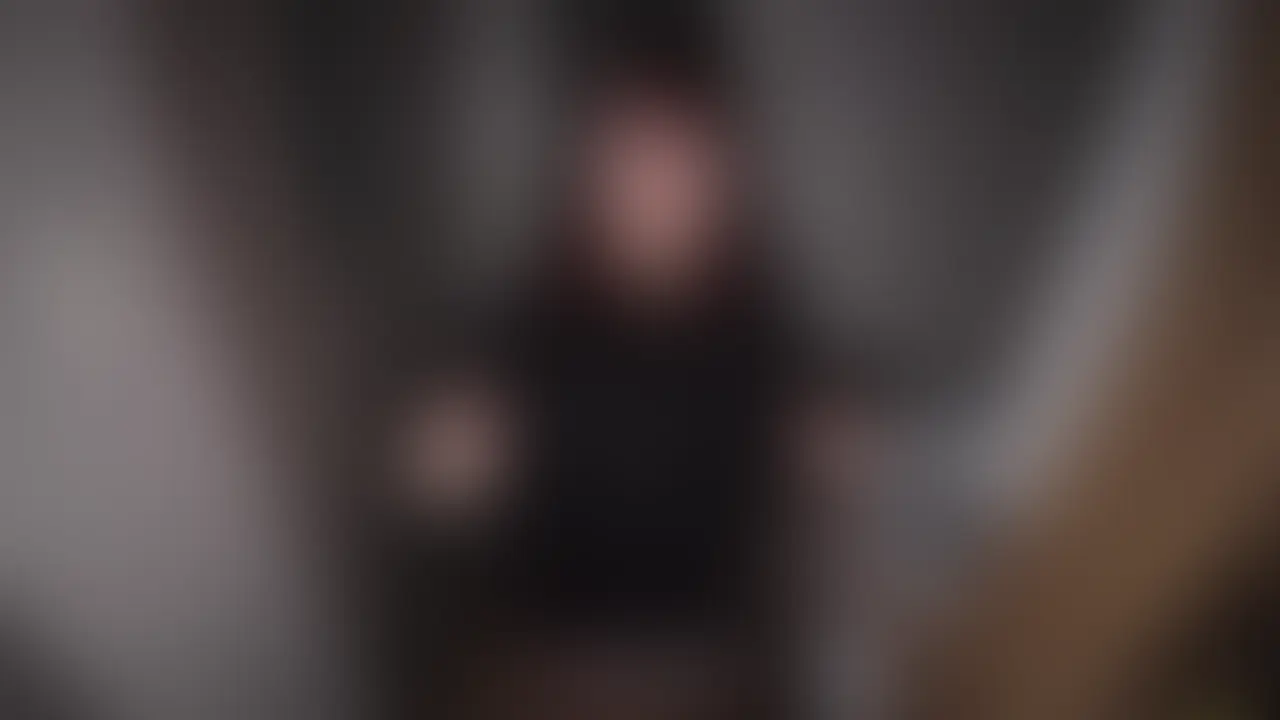 ✨‼️完全顔出し‼️✨身長150㎝の爆乳Iカップさんを鬼犯して膣奥に連続中出ししまくった
「私も複数で犯して欲しいです」とDMしてくれた女の子、 いざ会ってみたら身長150㎝の小柄でIカップの爆乳ちゃん、 童顔なのにえっちが始まるとスイッチが入ったのかすんごい痴女っぷりでした🥺🫡
お望み通りの3Pバチバチ無責任中出しをかましてあげまちた、🥹🥹🥹 (2/2)