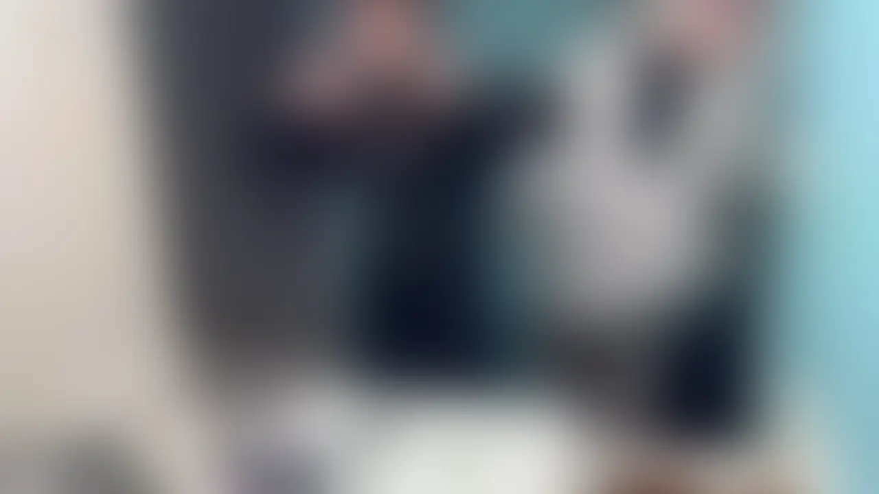 都内で看護師やってる超絶美人でいい体の女性からお誘いもらったので、奥めっちゃ突いたり潮吹かせたりしてぼこぼこにしてきましたww
本編30秒〜 (2/2)