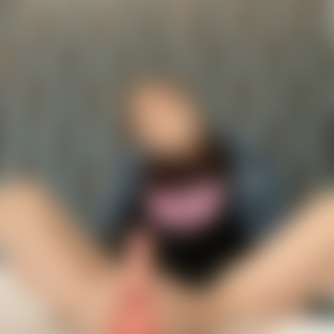 Yula/23 years old/Half-Korean💕
footjob on dildo.
Foot size: 23.5cm (2/2)