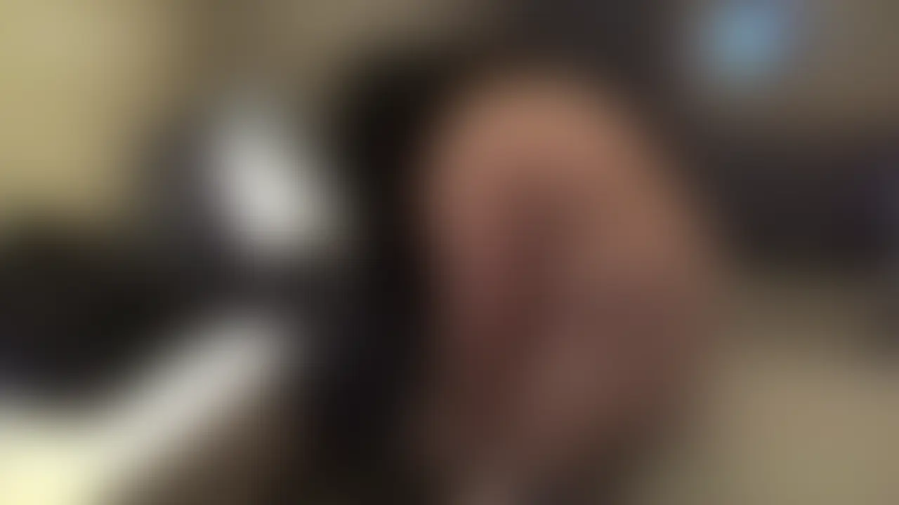 ぽちゃメガネオタク人妻と昼間から生セックス
バックで１回、正常位で１回きもちよく中出し！
赤ちゃんほしくなるように調教です
フィニッシュ前後に会話テロップもあります (2/2)
