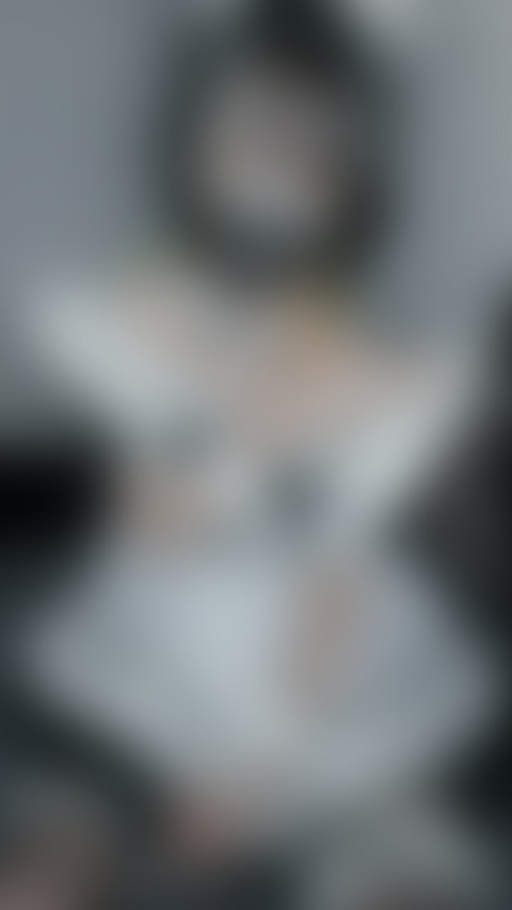 少ししっかりめのメイドさんで・・・1/2
しっかりしたメイドさんになりたかったですね・・・😌
※撮影環境暗すぎたのか、カメラの調光がちらついてしまい、気になるかもしれません。。。 (2/2)