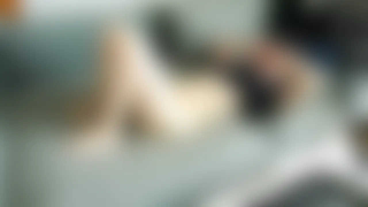 クンニで散々焦らしたらおまんこが崩壊した
そくイキするまんこをくんにで散々じらしたらおまんこ懇願するぴくにゃん (2/2)