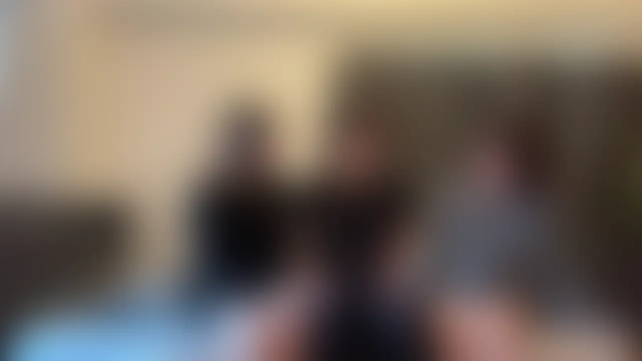 ※身バレ防止のため予告なく動画を削除/非公開にする可能性があります。お早めにご視聴ください。(単品購入者は動画削除後も永久に視聴可能。)

[本編"完全顔出し"動画です。]

 【サークルメンバーの彼氏持ちの美女2人と逆3Pしたらエロすぎたw】

顔面偏差値の高いサークルマドンナの2人に責められるのめちゃくちゃ気持ちよかった。。
 
■本編3時間越え(動画時間今年で21歳ですか？分)

美女2人にWフェラされたり、交互に挿入してお互いのマンコ味わうの気持ち良すぎて最高だったww

いいねコメントブックマークが多ければこの後、もう1人美女セフレと男が合流して5Pした時の"未公開映像"をmyfans限定で公開しちゃいますww

🎁"未公開映像"をいち早く見たい人は、「いいね」「ブックマーク」「乱交最高」とコメント」「フォロー」をお願いします！ (2/2)