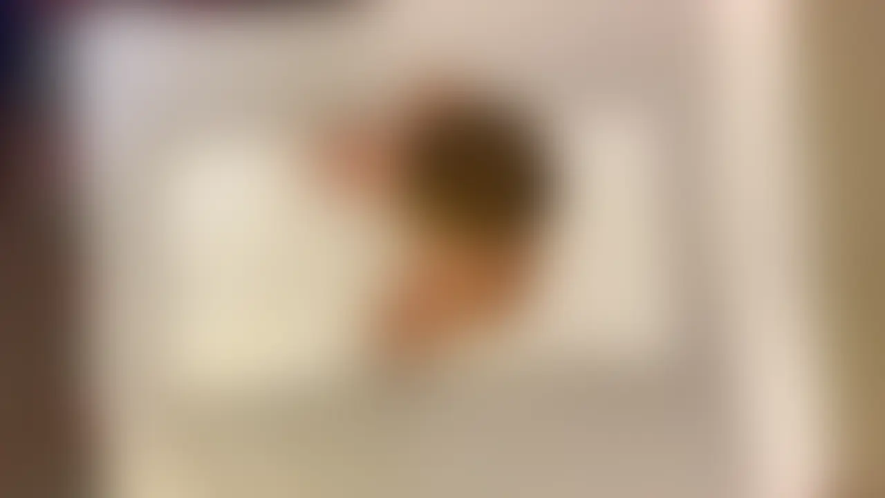台湾タチ2人と3Pエロ生交尾（天井アングル） sample 1