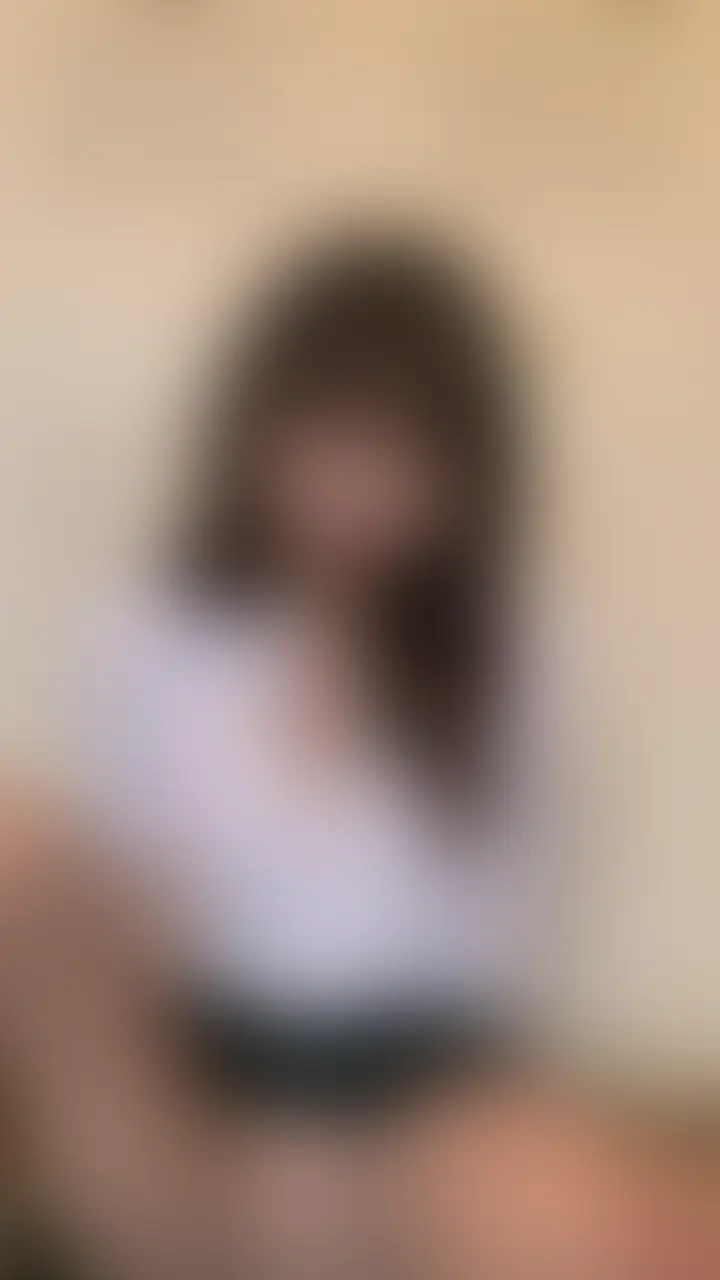 みおにゃ先生をえちな格好にしていじめてくれませんか…?
右上のいいね♡と保存もお願いします🥺
いじめられてる風に撮ってみました♡
(1人なので限界が…笑)
ブラを下から捲って出てきたおっぱいを触ったり
ストッキングをビリビリ破いて触ったり
電マでイッちゃったばっかのところにすぐまた手で刺激してイッちゃったり…
みおにゃの好きが詰まった動画です♡ (2/2)
