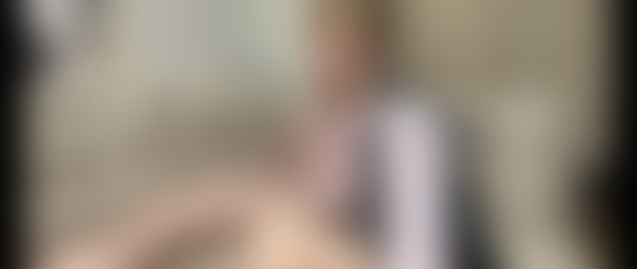 待ちゆくOLが履いてるような着圧ハイソを連履きしてたっぷり足汁と角質をハイソに染み込ませて足コキしました♡
最後は足裏にたっぷり臭い精子をぶっかけられ足裏が真っ白にw (2/2)