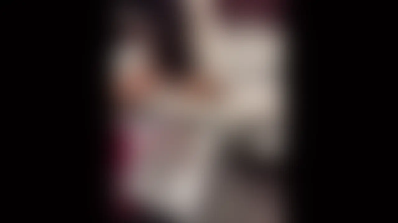 #Xmas2025 母乳の20歳ママ (2/2)
