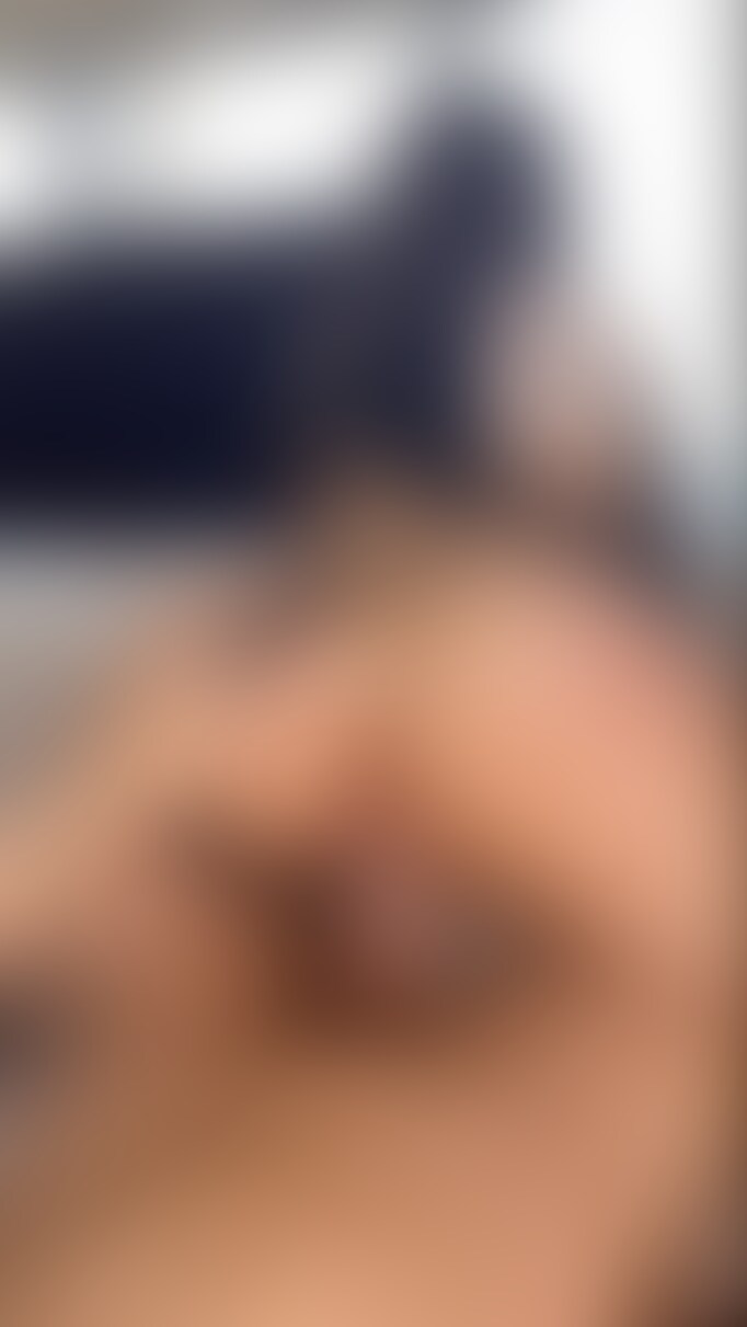手持ちver. です☺︎
騎乗位頑張ってる (2/2)