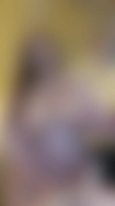 大好きなママと体格差親子で騎乗位プレイ!
どっちのおま◯こが気持ち良いかな?!?! (2/2)