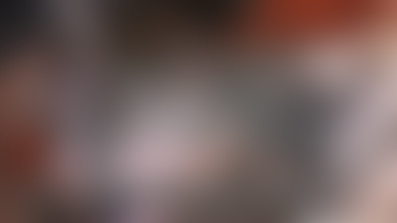 夫の友人の家で夫に見られながら妻を友人に寝取らせました★NTR寝取られ他人棒★


私（夫）の友達に妻を寝取らせてみました。
妻からすると、夫の友人・・・複雑な心境のようで・・・
しかし、思いっきり感じさせられていました。 (2/2)