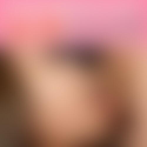 衝撃の丸呑みフェラは必見!
根元まで咥えて同時にたまたまもぺろん。
こんなに可愛くてフェラがうまいって最高! (2/2)