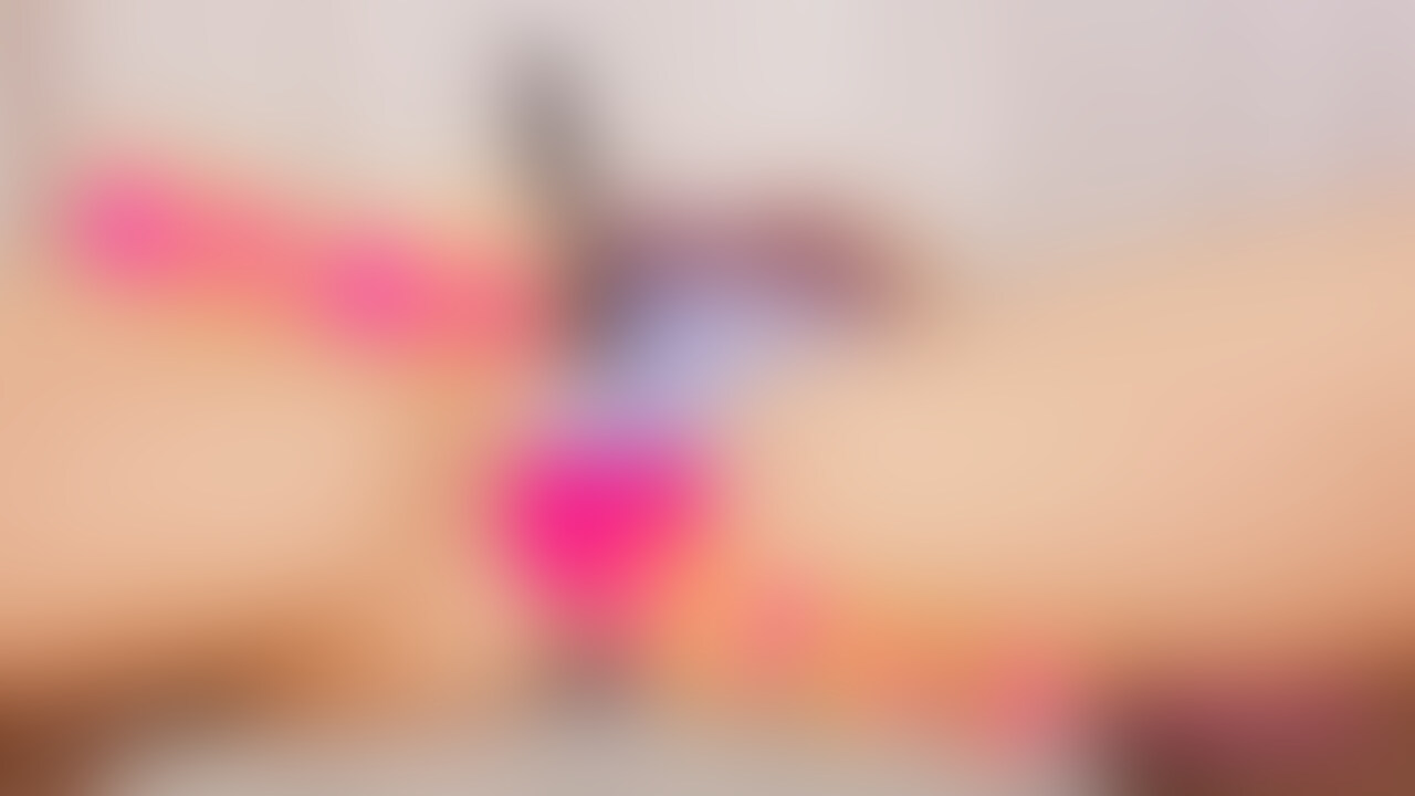 ドアップで割れ目見てみる?❤️ (2/2)