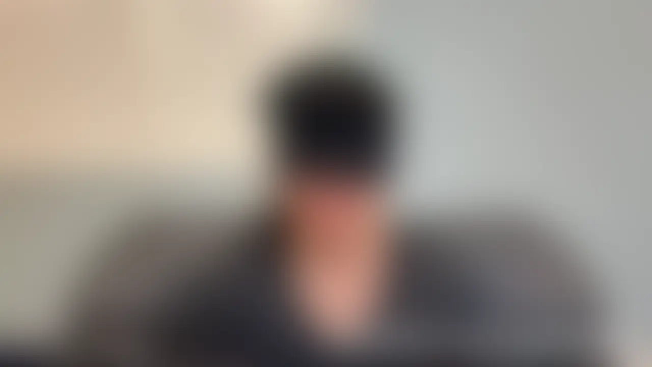 26歳の筋肉質プリケツ元サッカー部員⚽️、外国人チンポの種付け肉便器にされた. sample 1