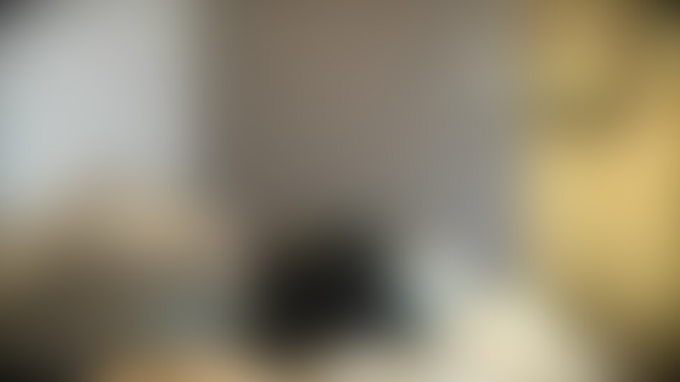 【ファン限定フル動画】🎁
彼氏に浮気バレたらどうしよう。。バイト先の先輩とえっち中に彼氏から電話きて焦る女子大◯生。先輩は彼氏と電話中にバックで激しく突いてきて我慢できない…。。 (2/2)
