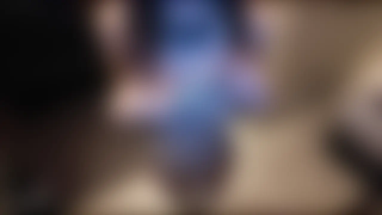右上のいいね❤︎とブックマークしてコメントしてくださった方から抽選でスペシャル動画プレゼント🎁
プラン加入者以外は当選でこちらの動画を無料プレゼント🎥(2-3名)
みんないいね、ブックマーク、コメントしてくれたら嬉しいです🥹♡
【バニーガールコスプレで大噴射💦🐳】
いつも黒のバニーガールコスプレだったからグレーを着てみましたーーっ🥺💗
どっちのが似合うかな?🤩
こーゆー生地の上からおっぱい焦らしたり触ったりすると
すごく気持ちいいの…
プラスでオイルかけて触ったらめっちゃ気持ち良すぎる…
むらむら度を高めてから…
バックの体勢で指おな♡
おちりがエロすぎるよ…🍑ゆっくり触ってたのに
我慢できなくてぷしゃーー!しちゃった…🐳
そのあともM字で次は電マ使ってのおなにー♡
Wピースしなからレーザービーム並みの潮吹きしちゃった…恥ずかしい…
いっぱい吹いてイキまくって満足💕💕 (2/2)