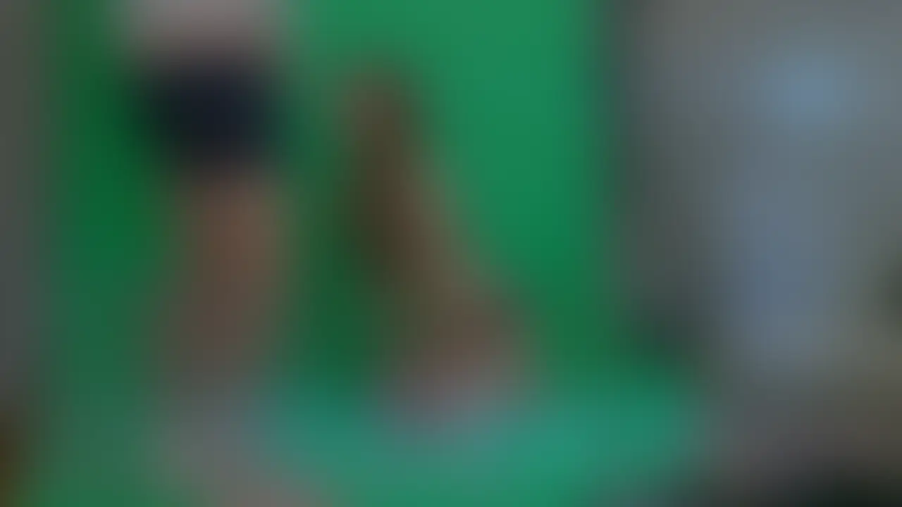 【value】※顔モザあり。
フェラの極意。究極のフェラ動画です。
見ればわかります。
本当にエロいフェラ動画には、背景なんていらない。
各アングルを織り込んでいます。
あらゆるフェラテクを駆使して搾り取った不倫相手の精子を手のひらに出した後、飲み込む姿が卑猥です。
旦那にはこんなことしないです。でも、他人の精子は体内に取り込みたいんです。
フェラ動画で抜きたい人は是非。 (2/2)