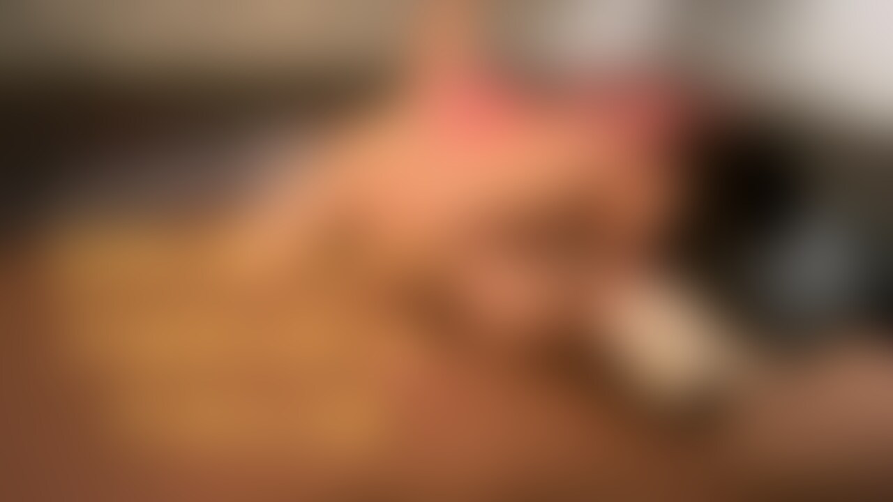 旦那を愛さないで不倫男を愛する不貞な人妻🥹❤️
お互い愛してるといいながら最高のSEX😍
ダメだと言ったのに白くて濃い精子をおまんこの中に出されちゃった🥹💦 (2/2)