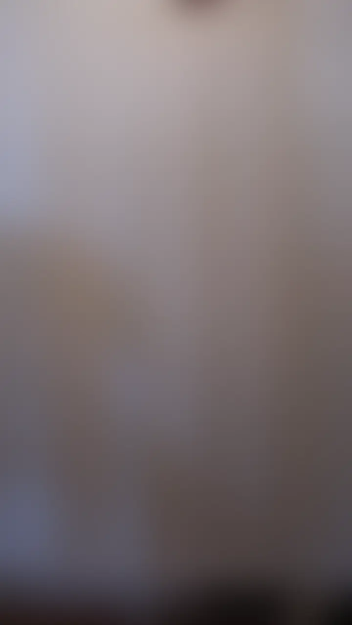 あんなにパンティ丸見えにしてくれるならお願いすれば抜いてくれるかもと期待して更衣室に乱入しちゃいました。
「ちょっとちょっと!なんですか?!」と焦って避けようとする彼女を抱きしめてキスしながら巨乳を揉みしだいちゃいます。
口でいいから抜いてほしいとお願いしてズボンを脱ぐと「イヤです!できないです!」と抵抗していましたが、頭を掴んで股口の中に突っ込んじゃいました。
苦しそうに呻きながらモゴモゴと何か言っていましたが、お構いなしに喉の奥まで勃起ちんぽをたっぷりと擦り付けてあげました。
口に出していいか聞いてみると何やら必死に呻いていましたが、何を言っているのか分からなかったのでそのままお口に大量発射してしまいました。
気持ち悪そうな顔をしながら床に精子を吐き出してしまい、私が更衣室から出て行った後も絶望のあまりしばらく動けない様子でかわいそうですねw (2/2)