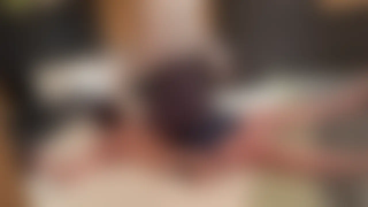 【F/M】しのさんにくすぐりでいじめられました!抜きなし
攻守交替ということでしのさんにくすぐられてしまいました!
ぐりでもぐらでもいけるのが僕のいいところですw
身体が動かせなくなってしまい体が動いてしまっています笑
馬乗りでくすぐられてしまうのは大変でしたが絶景でしたね笑
今度はやられている目線映像などをとるのもとてもいいなと思いました笑
普段からくすぐりAVにもでているのでとてもテクニシャンで苦しかったですが楽しかったと言わざるを得ないですw
Mではあるといっておりましたがこの責め方を見るとSなんではないかと思いますw
くすぐりフェチの方も巨乳好きのかたもぜひお手に取ってください!
本編顔出しです! (2/2)